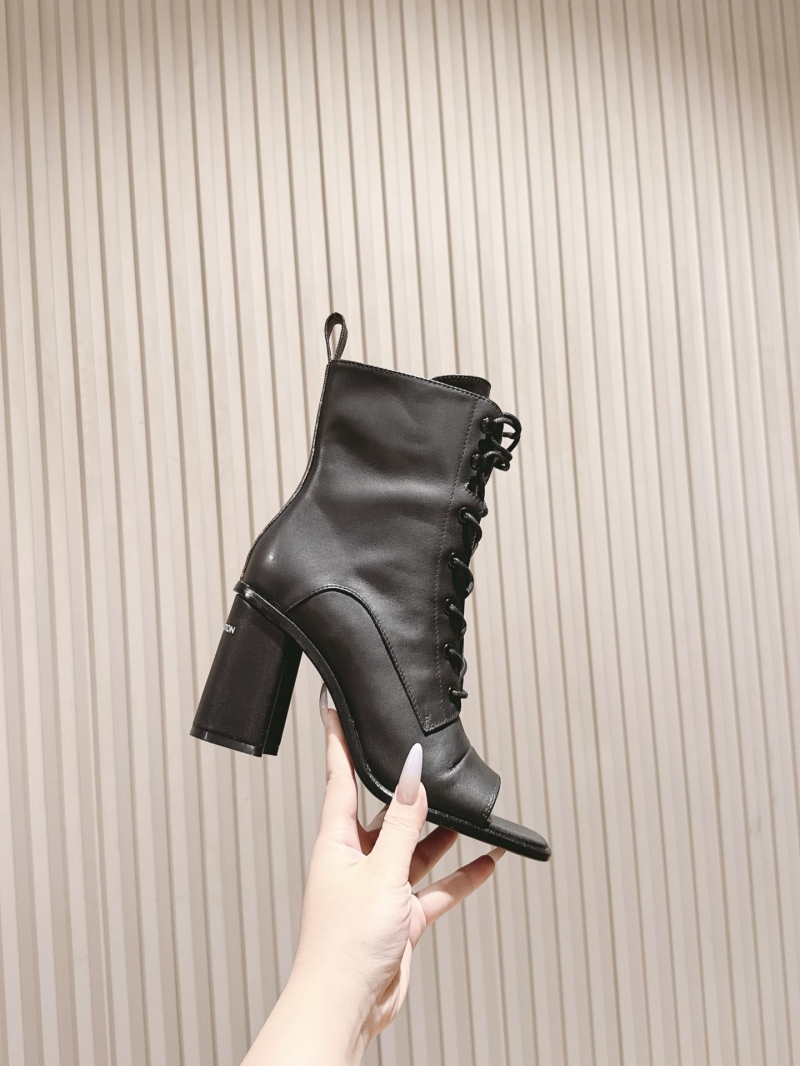 l0vis Vvtt0n boots